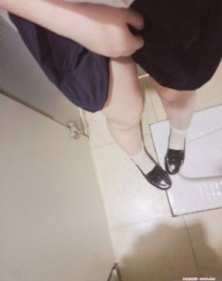 成年人午夜影院